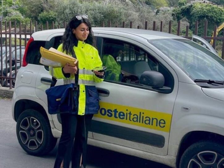Elisa Mozzi: molto più che una postina