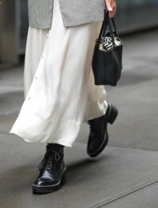 Anfibi neri: 5 idee moda per i tuoi look dell'inverno 2023