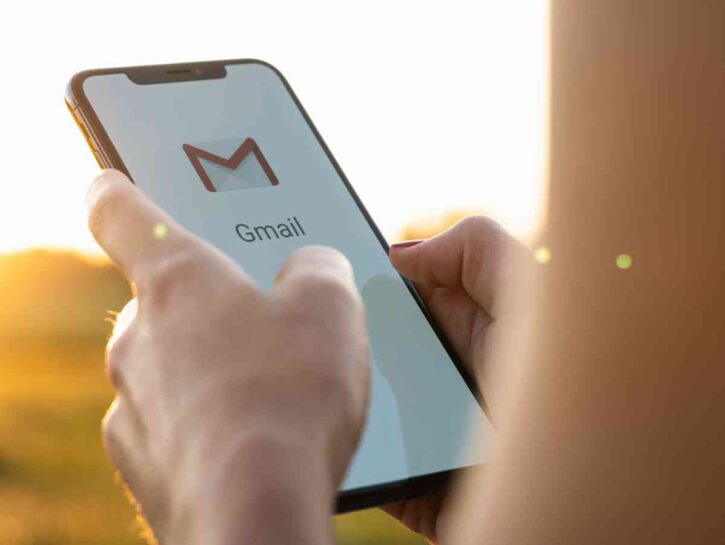 Google sta per chiudere migliaia di indirizzi email