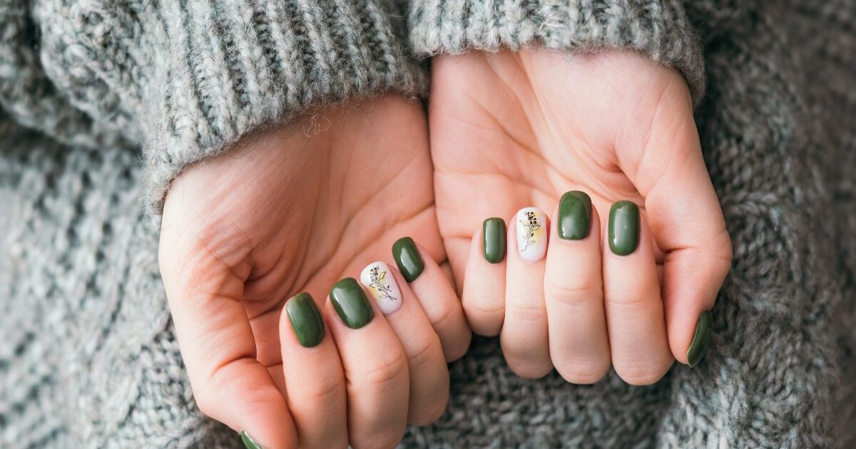 Green and Black Camo Nail Designs - wide 9