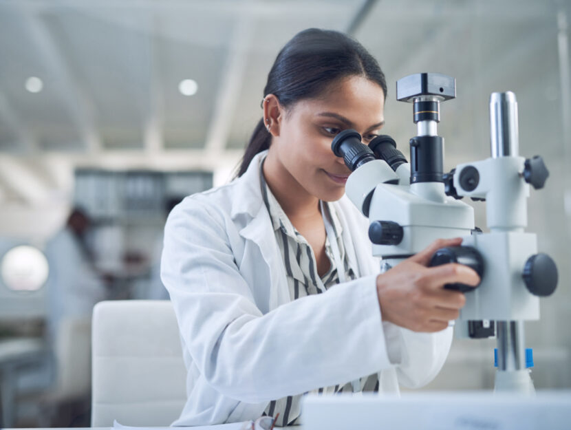 Donne e scienza_ L'Oréal e Unesco premiano giovani ricercatrici