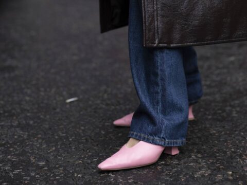 Saldi invernali 2024: 10 scarpe da comprare in sconto
