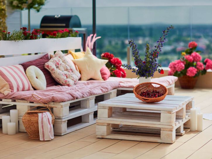 Come costruire un divano con i pallet