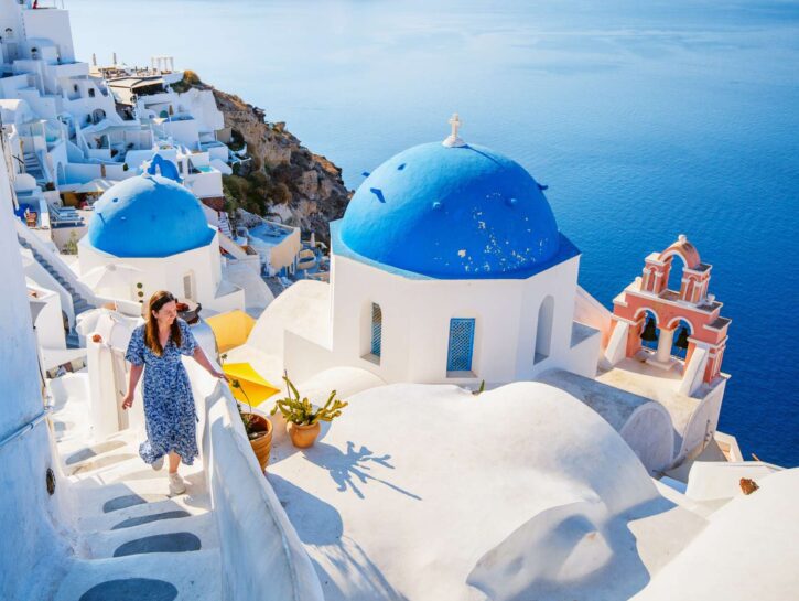 Viaggi, la città costa troppo? La moda delle mete 