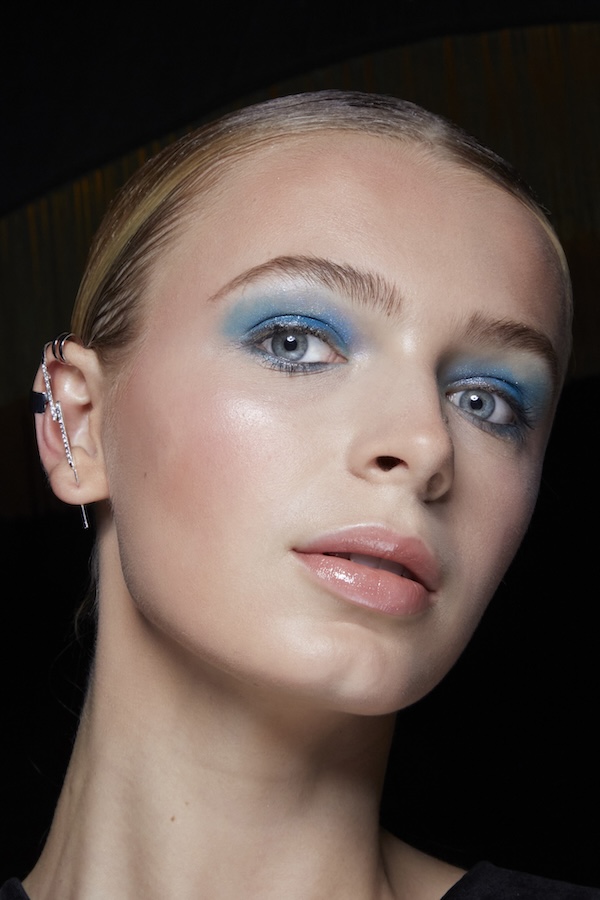 trucco azzurro