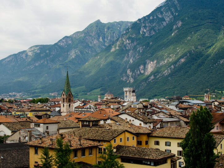 Femminicidio in Trentino: uccide la compagna e si toglie la vita
