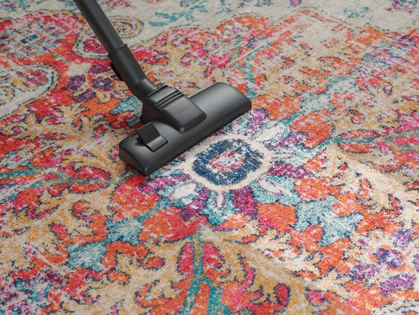 Come pulire i tappeti a casa in maniera facile ed efficace