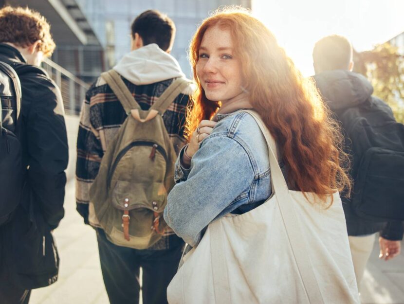 Una studentessa universitaria