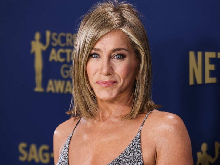 Jennifer Aniston, super anello scatena voci di fidanzamento