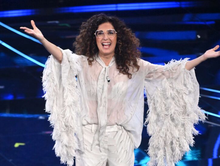 Ironica e dissacrante, Teresa Mannino superstar al Festival