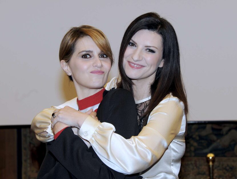 Paola Cortellesi e Laura Pausini