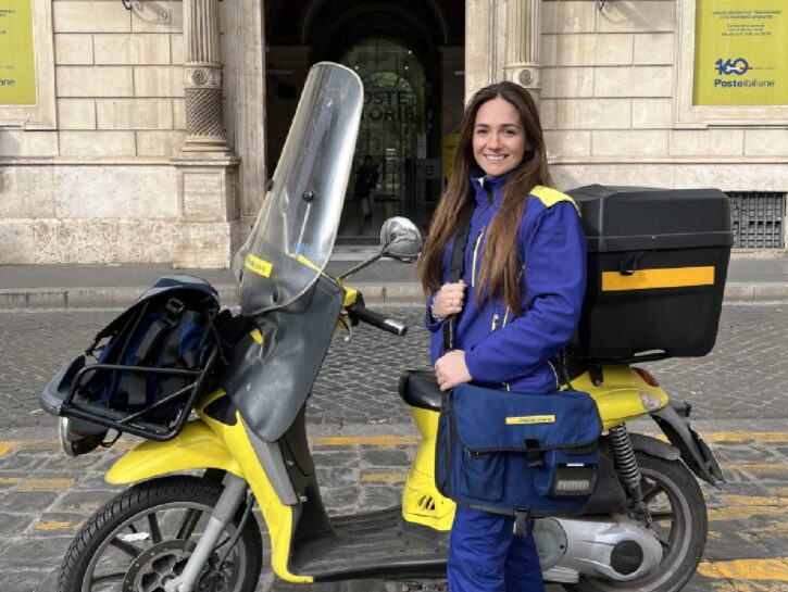 Valentina Vellini: il fascino della divisa