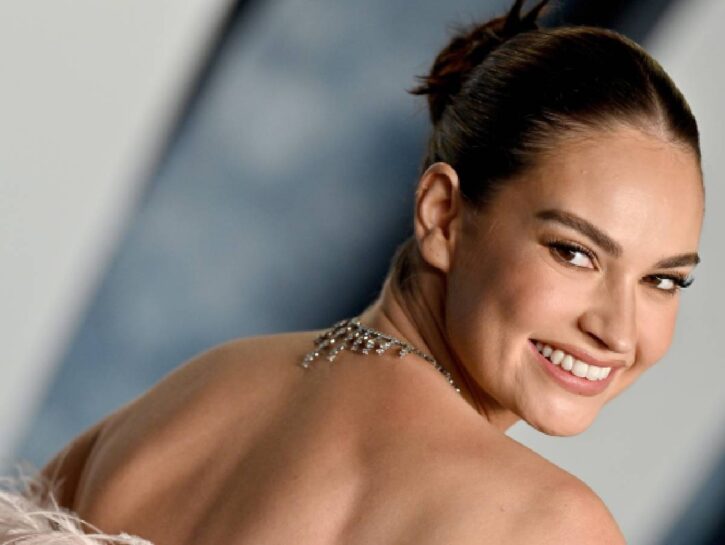 Lily James e le trappole della celebrità