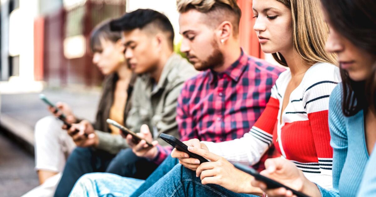 La Generazione Z invecchia più velocemente dei Millennials? Donna Moderna