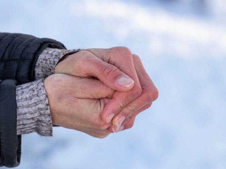Ondata di gelo, sei in ipotermia? I segnali per accorgertene