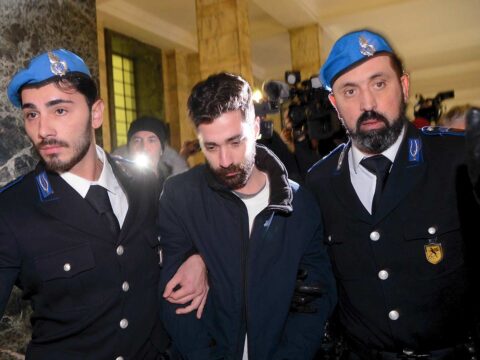 Delitto Tramontano, l’amante del killer in lacrime: “Volevo aiutare Giulia”