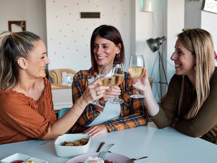 Come preparare la tavola per l'aperitivo: 5 idee trendy