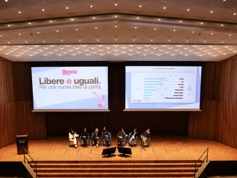 Il palco dell'Aula Magna della Statale con gli ospiti dell'8 marzo