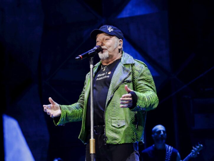Festa della donna, Vasco Rossi scrive una canzone per l'8 marzo