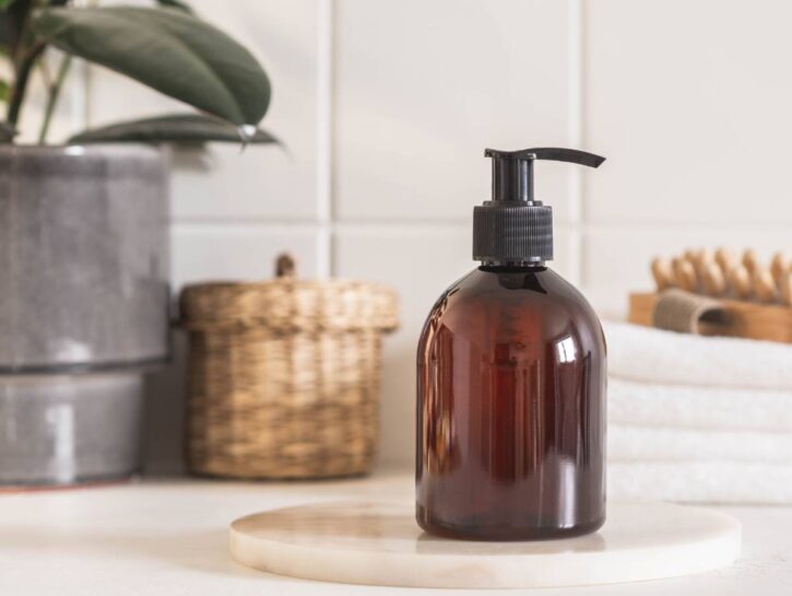 5 idee per riutilizzare i flaconi di shampoo