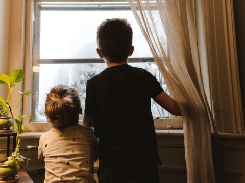 Separazione: la casa resta ai figli e sono i genitori ad alternarsi
