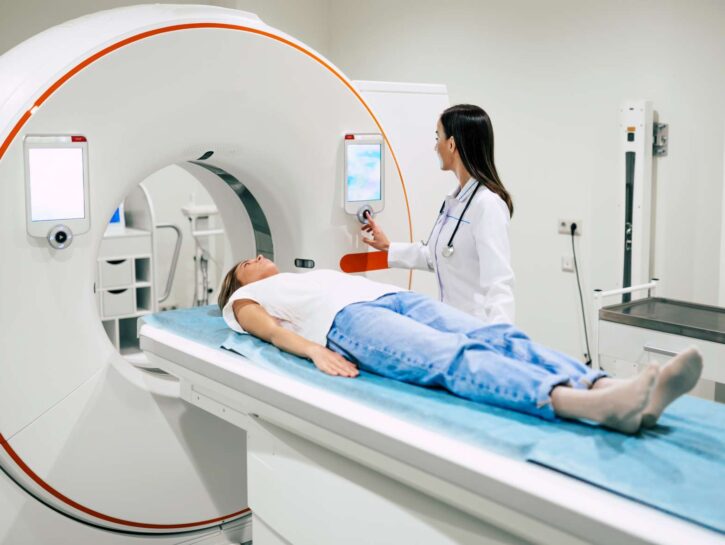 Cancro, colpiti sempre più under 50: la scienza si interroga