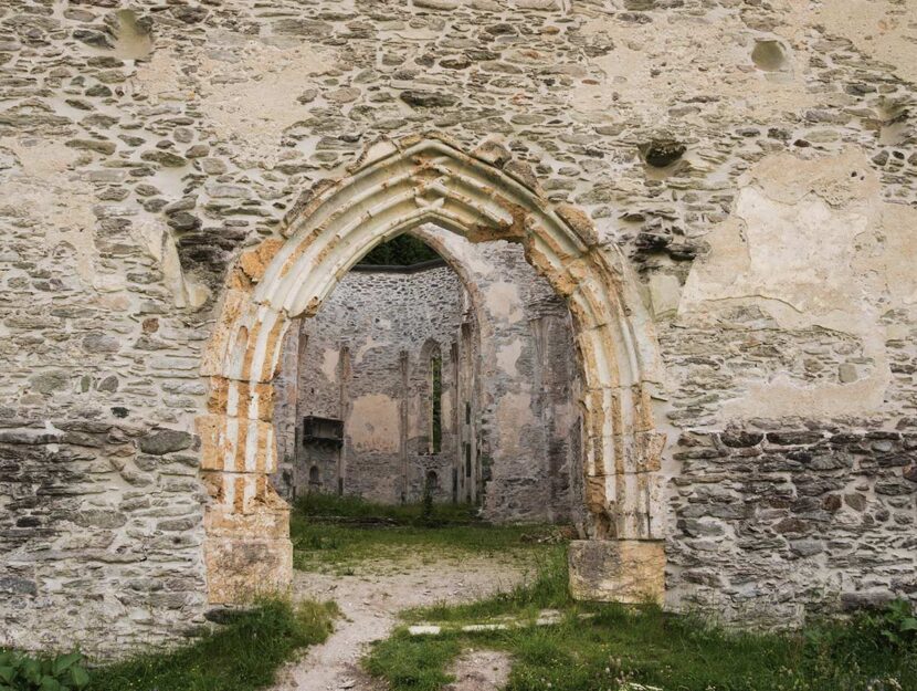 Fenomeno Urbex, chiesa abbandonata