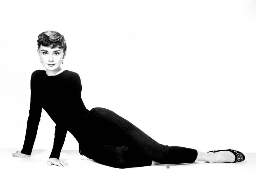Audrey Hepburn in nero