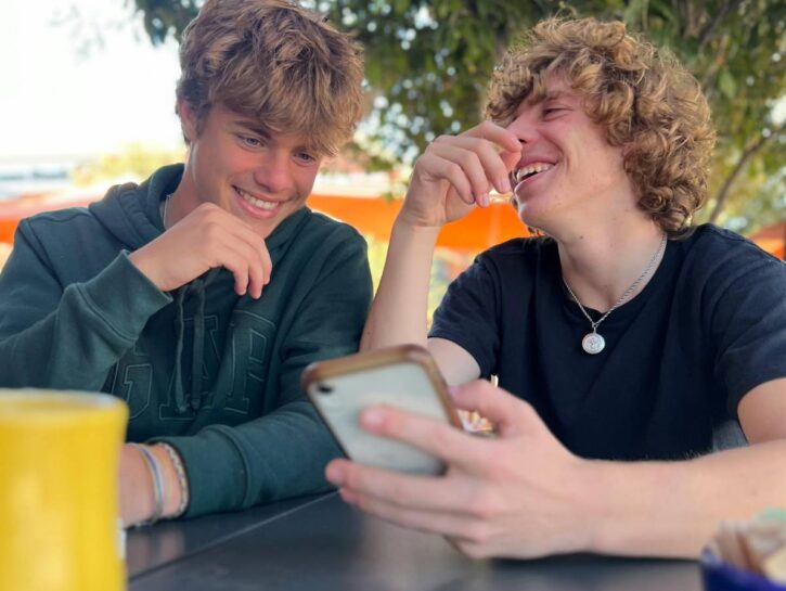 Allarme deepfake e deepnude anche tra gli studenti