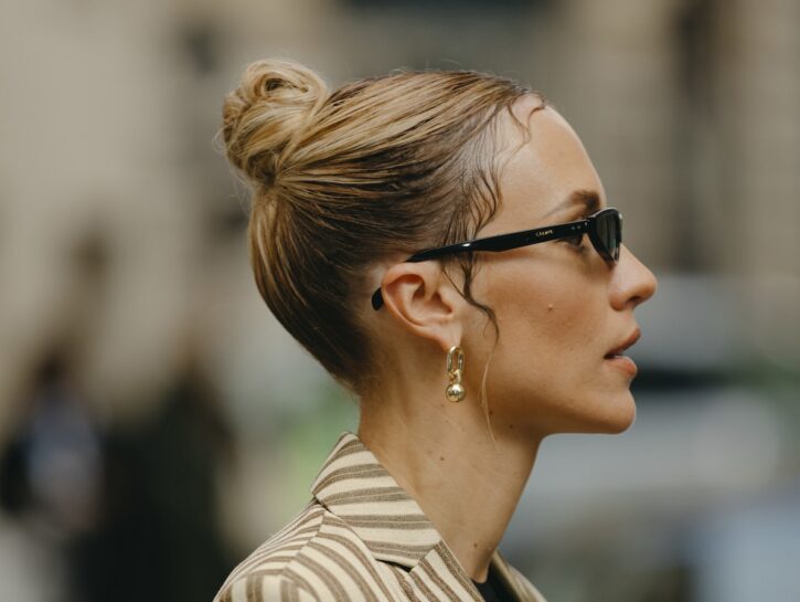 Baby hair: da ciuffi ribelli ad acconciature di tendenza
