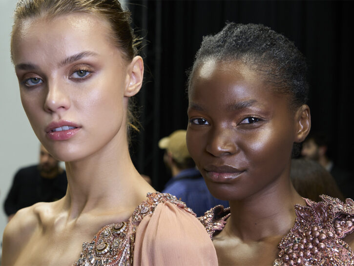 Trucco primaverile: colori tenui per occhi, viso e labbra