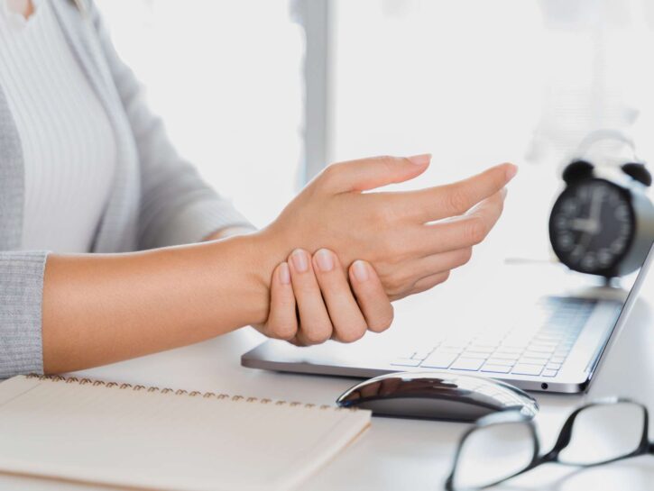 Tendinite da pc, cosa fare per alleviare il fastidio