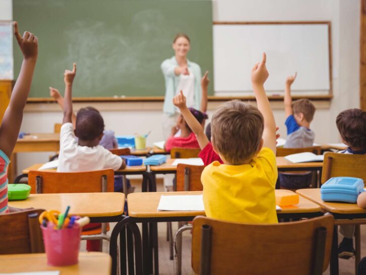Scuola, stretta sul voto in condotta e nuovi giudizi alle elementari
