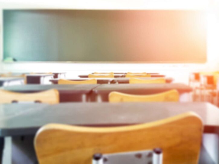 Accoltellò la professoressa, due anni di servizi sociali allo studente 16enne