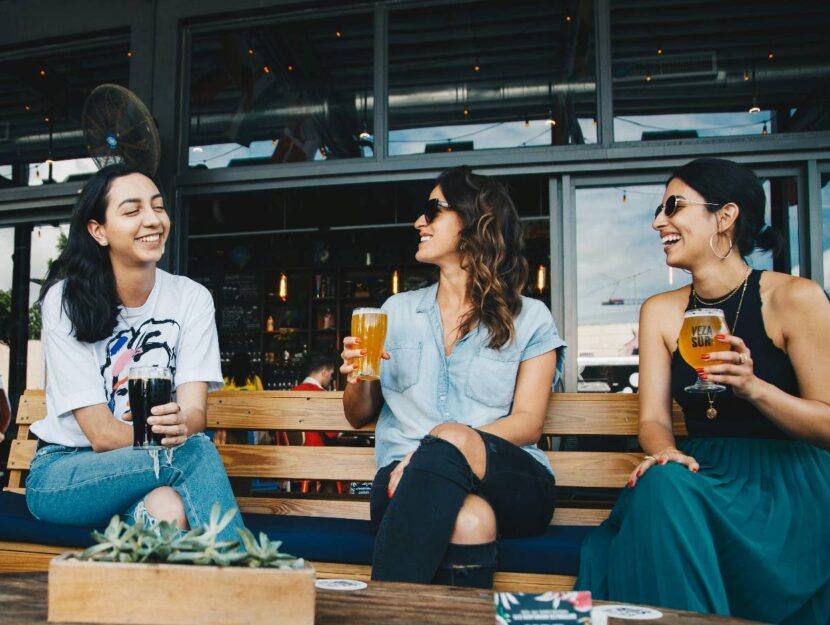 aperitivo tra amiche