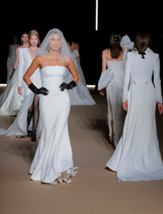 Pronovias 2025: non abiti da sposa, ma opere d'arte