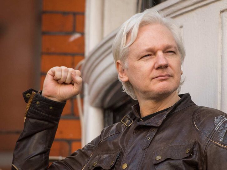 Wikileaks, Julian Assange è libero: raggiunto accordo con gli Usa