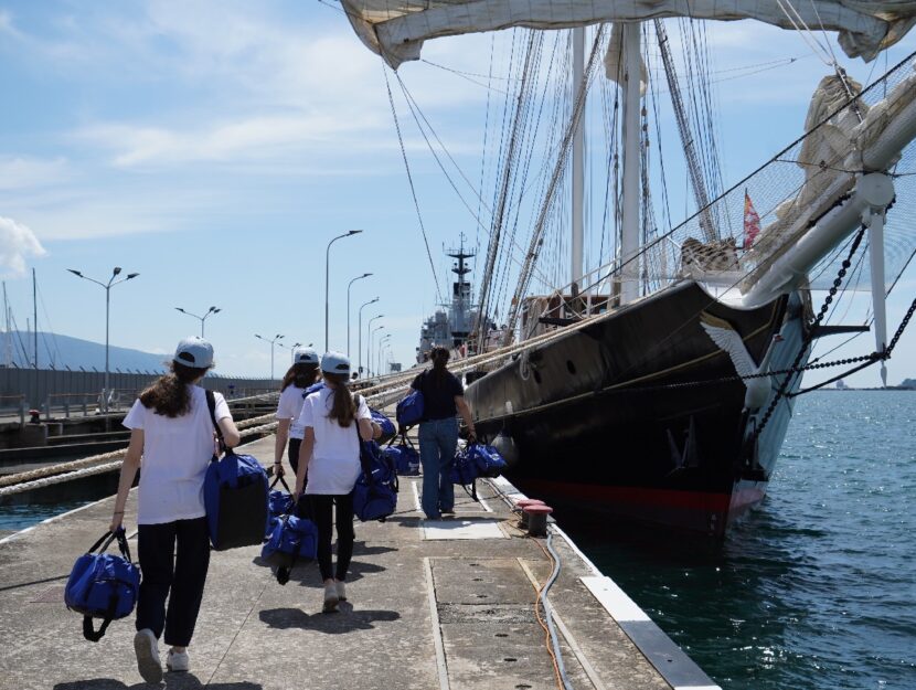 Nave Italia per il progetto Fratelli d'A-mare