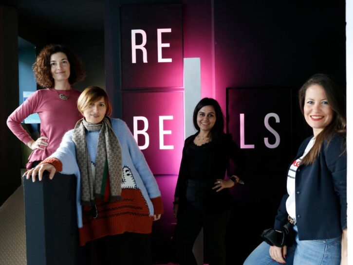 Ragazze, tutte a scuola di politica