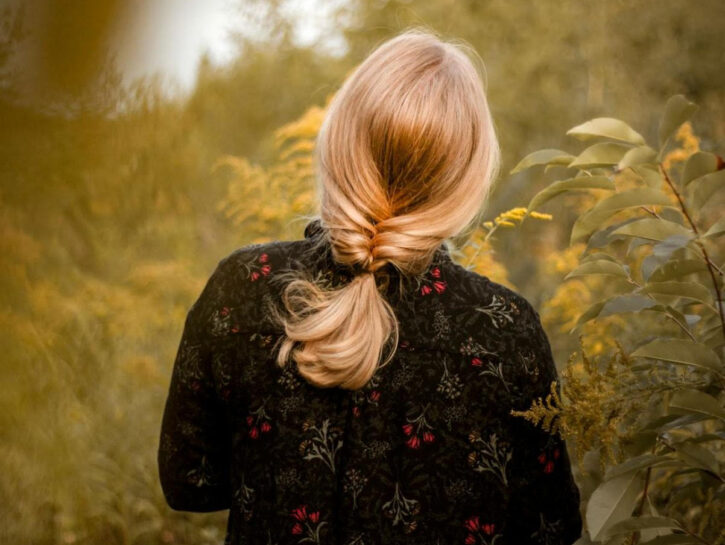 Capelli: tre acconciature da fare in cinque minuti