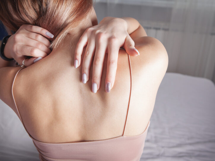 Dermatite da contatto, cos'è e come si cura