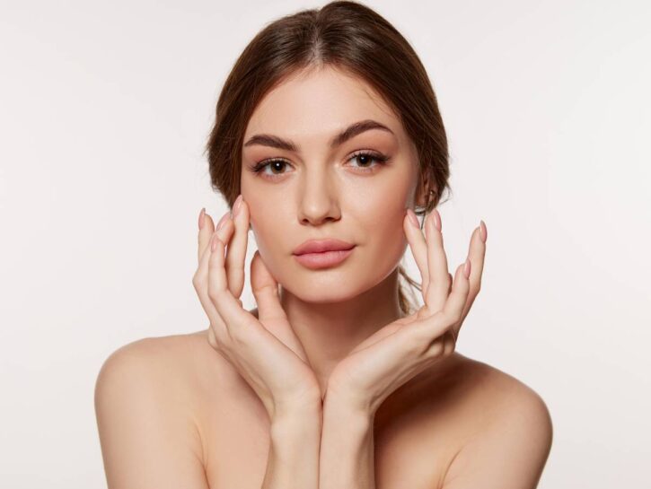 Cronocosmesi e ritmi circadiani: come ottimizzare la cura della pelle