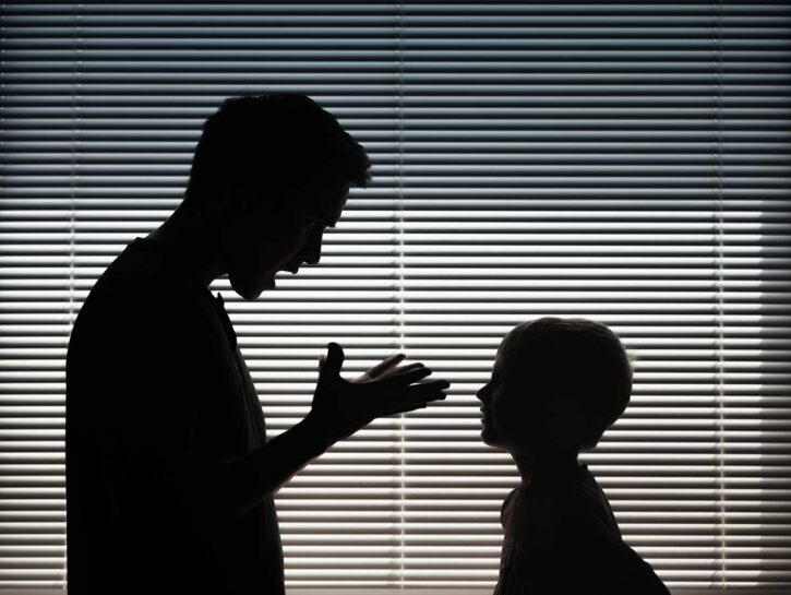 Maltrattamenti infantili, violenza verbale la forma più diffusa