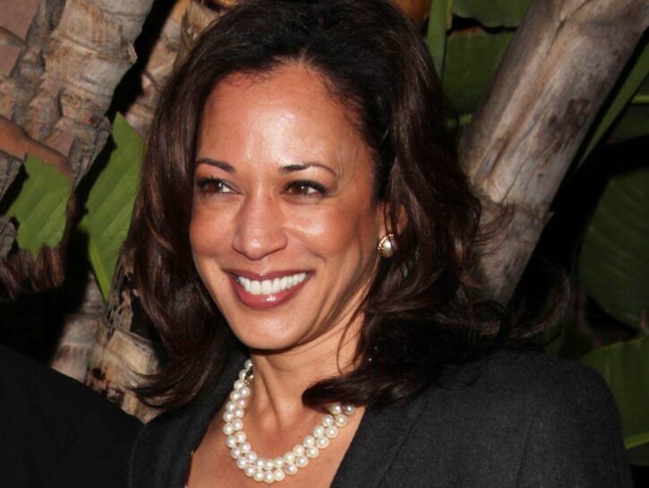 Kamala Harris, la donna dei primati che vuole battere Trump