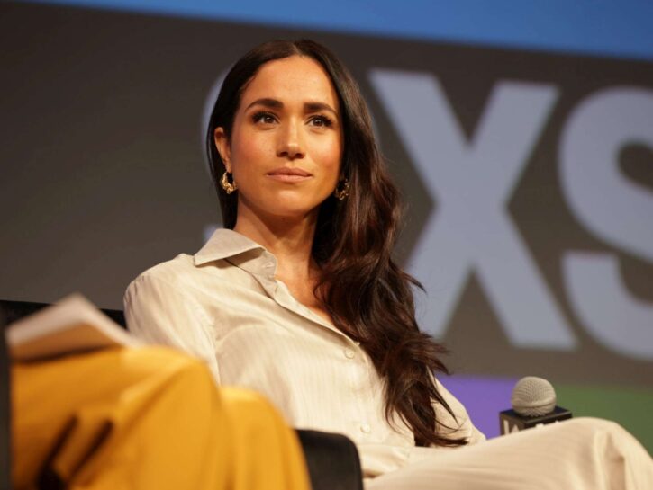 Meghan, niente estate in Inghilterra con Harry: ecco perché