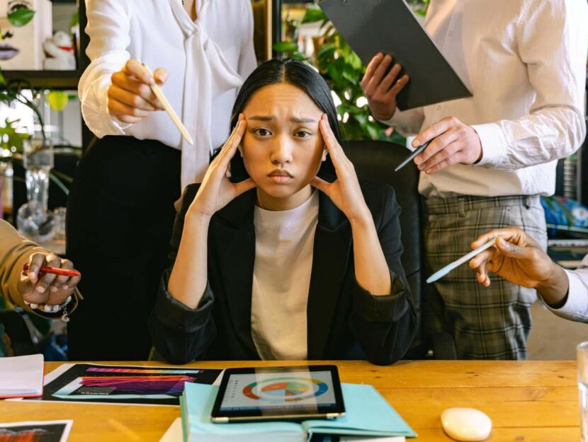 lavoro donna ufficio settimana corta