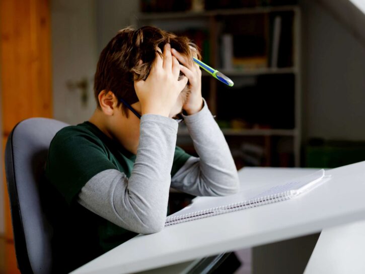 Senso di colpa per la bocciatura: come aiutare tuo figlio