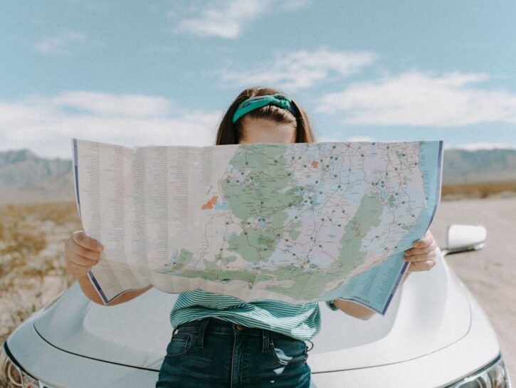 Viaggi a sorpresa: cosa sono e perché sempre più italiani li scelgono