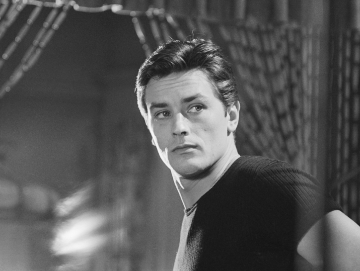 È morto Alain Delon, addio all'icona del cinema 
