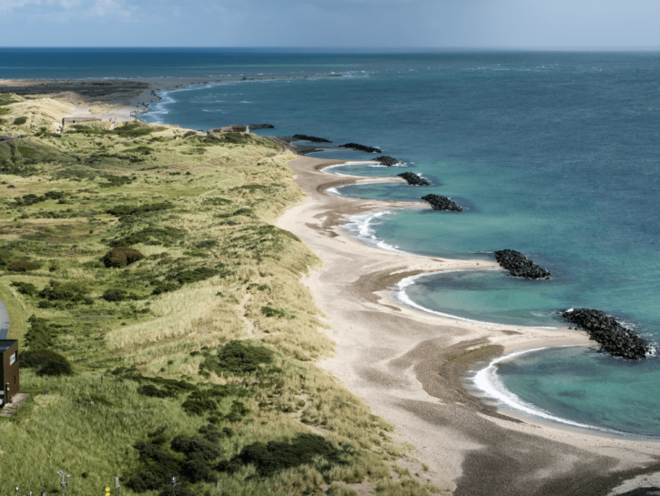 Al mare senza il caldo? Ecco le 5 spiagge più 